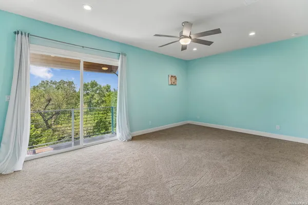 $985,000 | 521 Rittimann Road, Spring Branch, TX 78070