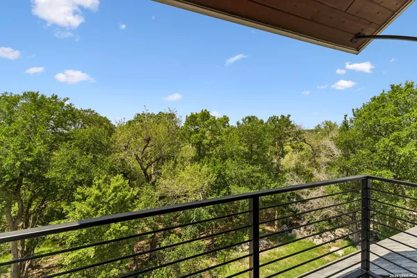 $985,000 | 521 Rittimann Road, Spring Branch, TX 78070