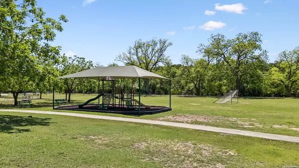 $985,000 | 521 Rittimann Road, Spring Branch, TX 78070