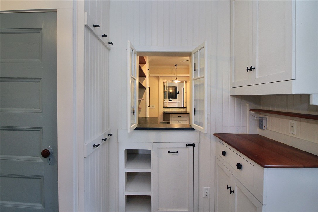 75 Willett Road Saunderstown, RI 02874 - Photo 23 of 47