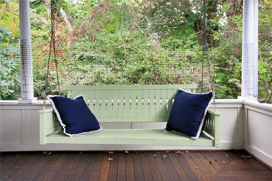 75 Willett Road Saunderstown, RI 02874 - Photo 8 of 47