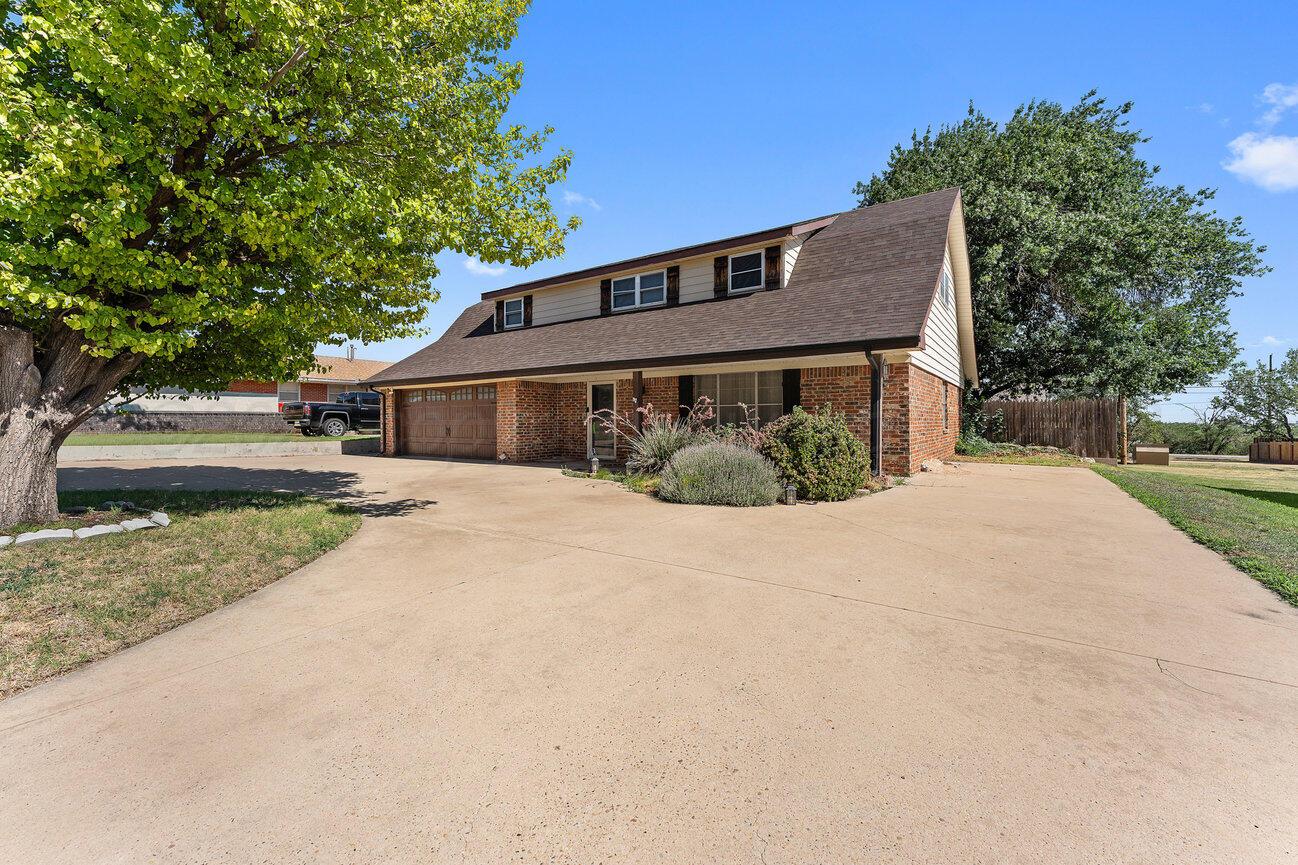 205 Houston Street Borger, TX 79007 - Photo 3 of 57 Front-2