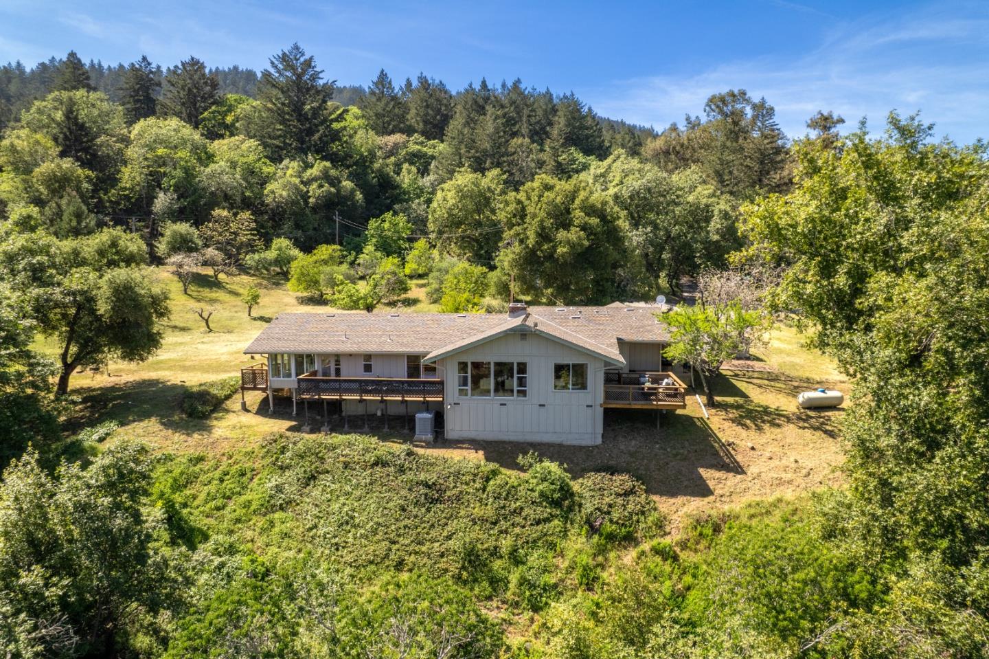 20471 Black Road Los Gatos, CA 95033 - Photo 7 of 105