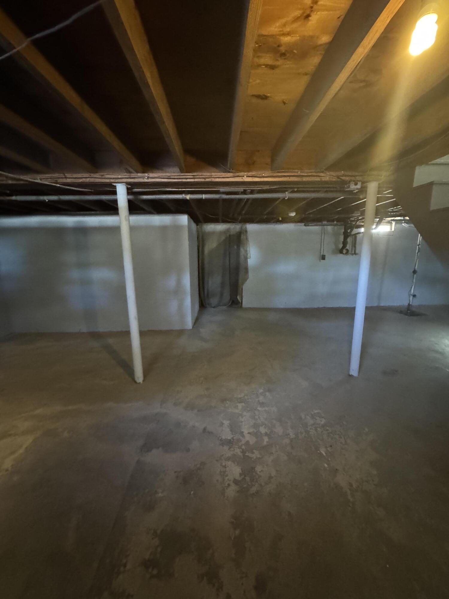 1087 Riverside Street Portland, ME 04103 - Photo 18 of 18 IMG_1377