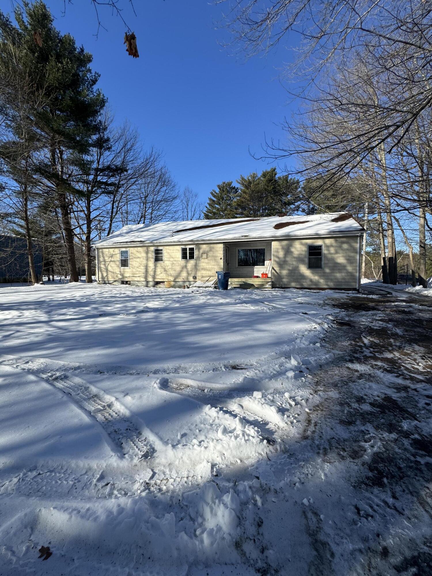 1087 Riverside Street Portland, ME 04103 - Photo 3 of 18 IMG_1381