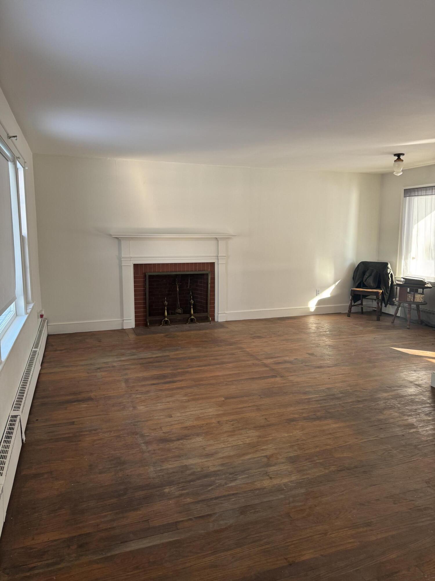 1087 Riverside Street Portland, ME 04103 - Photo 7 of 18 IMG_1366