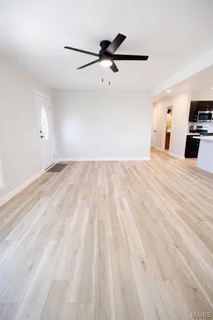 $230,000 | 108 Market Street, Paris, MO 65275