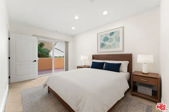 $5,000 | 16123 Sunset Boulevard, Unit 101, Pacific Palisades, CA 90272