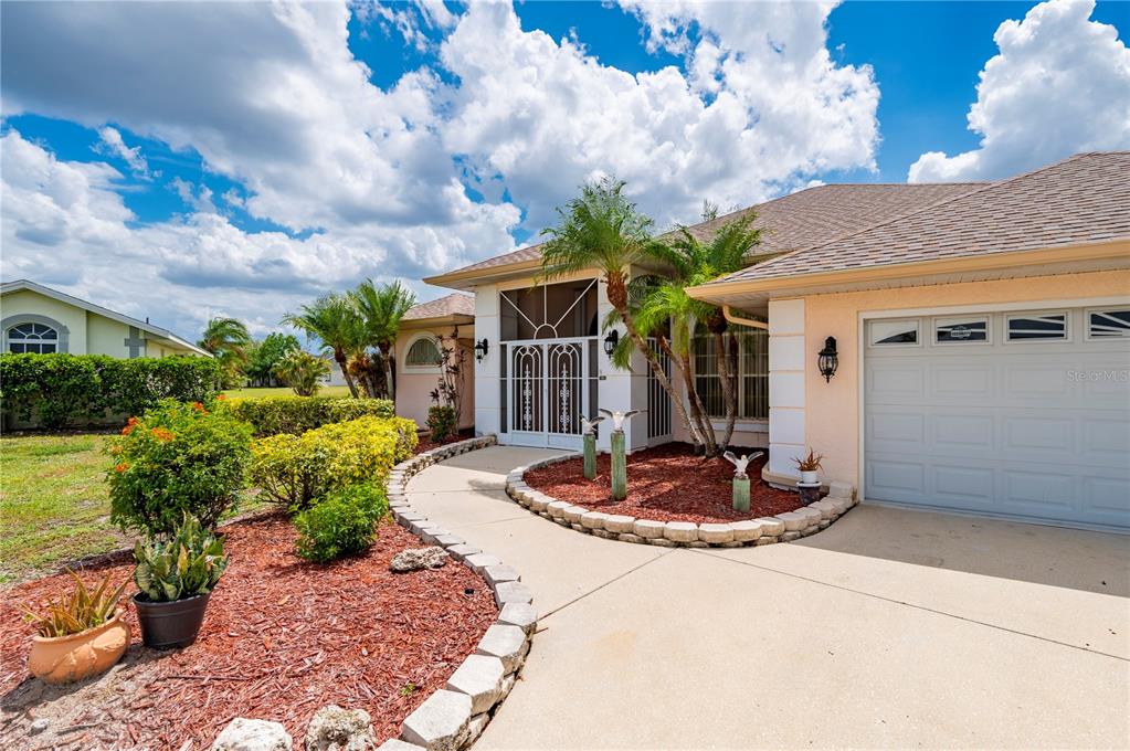 1113 Fergus Lane Punta Gorda, FL 33983 - Photo 4 of 62