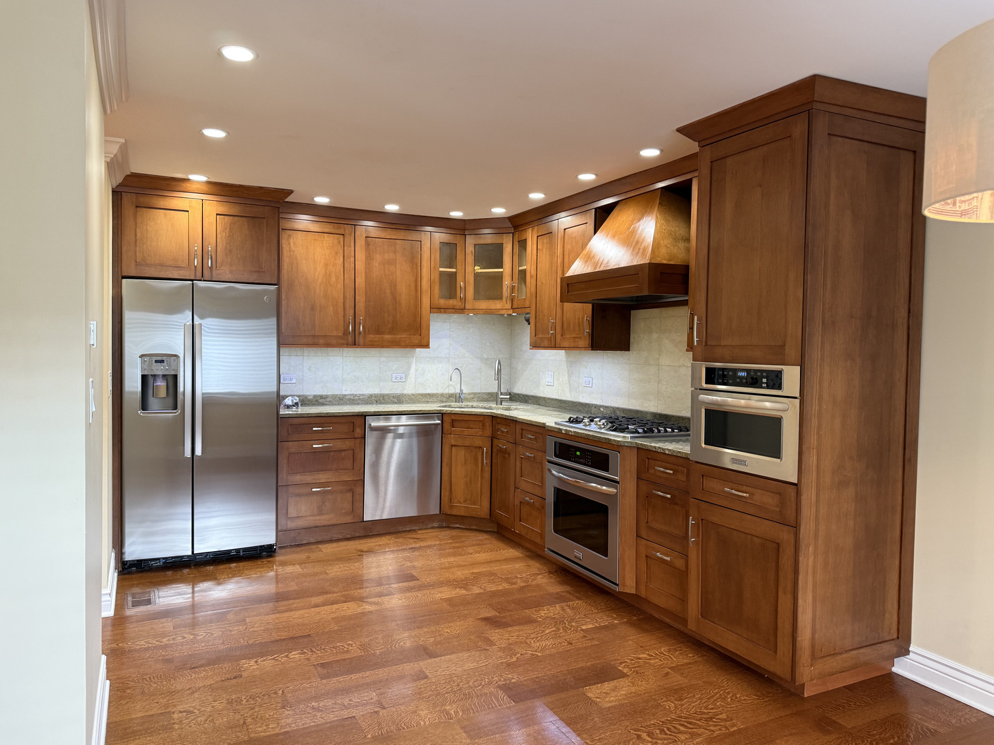 60 South Dee Road, Unit G Park Ridge, IL 60068 - Photo 11 of 23 Gallery Image 11