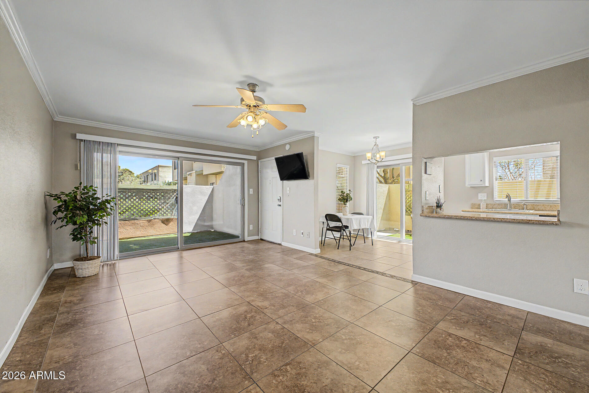 3500 North Hayden Road, Unit 1401 Scottsdale, AZ 85251 - Photo 5 of 35 Family Room