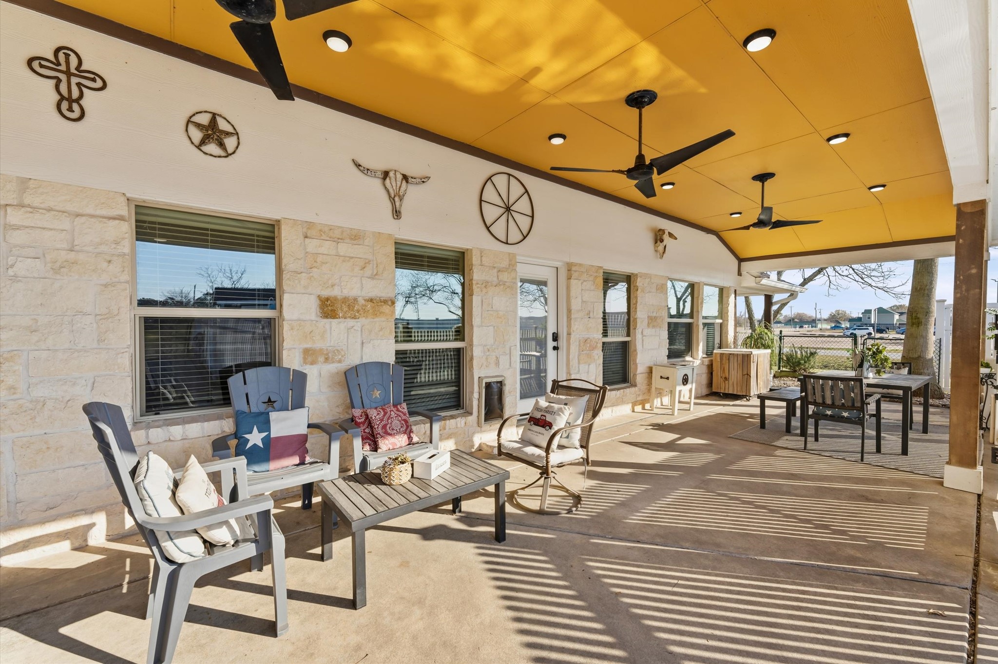 1840 Caroline Street Dickinson, TX 77539 - Photo 28 of 45 Outdoor Living and Eating Areas