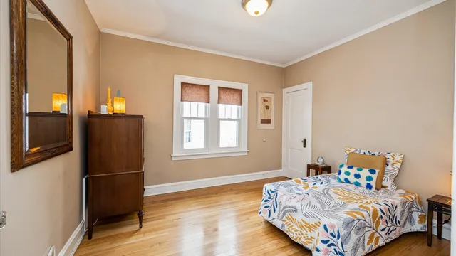 $699,900 | 66 Dover Avenue, La Grange, IL 60525