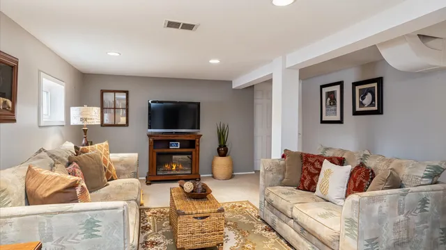 $699,900 | 66 Dover Avenue, La Grange, IL 60525