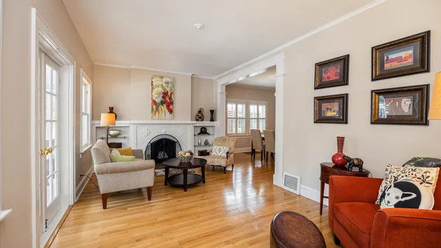 $699,900 | 66 Dover Avenue, La Grange, IL 60525