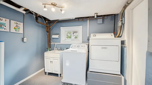 $699,900 | 66 Dover Avenue, La Grange, IL 60525