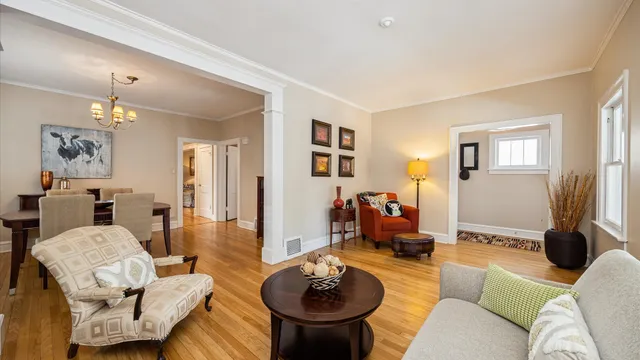 $699,900 | 66 Dover Avenue, La Grange, IL 60525