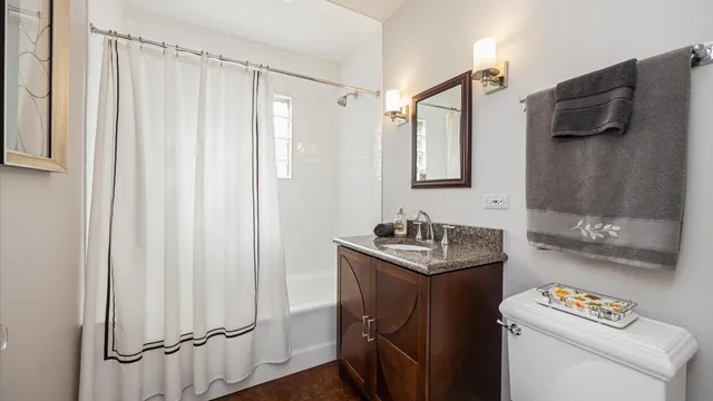 $699,900 | 66 Dover Avenue, La Grange, IL 60525