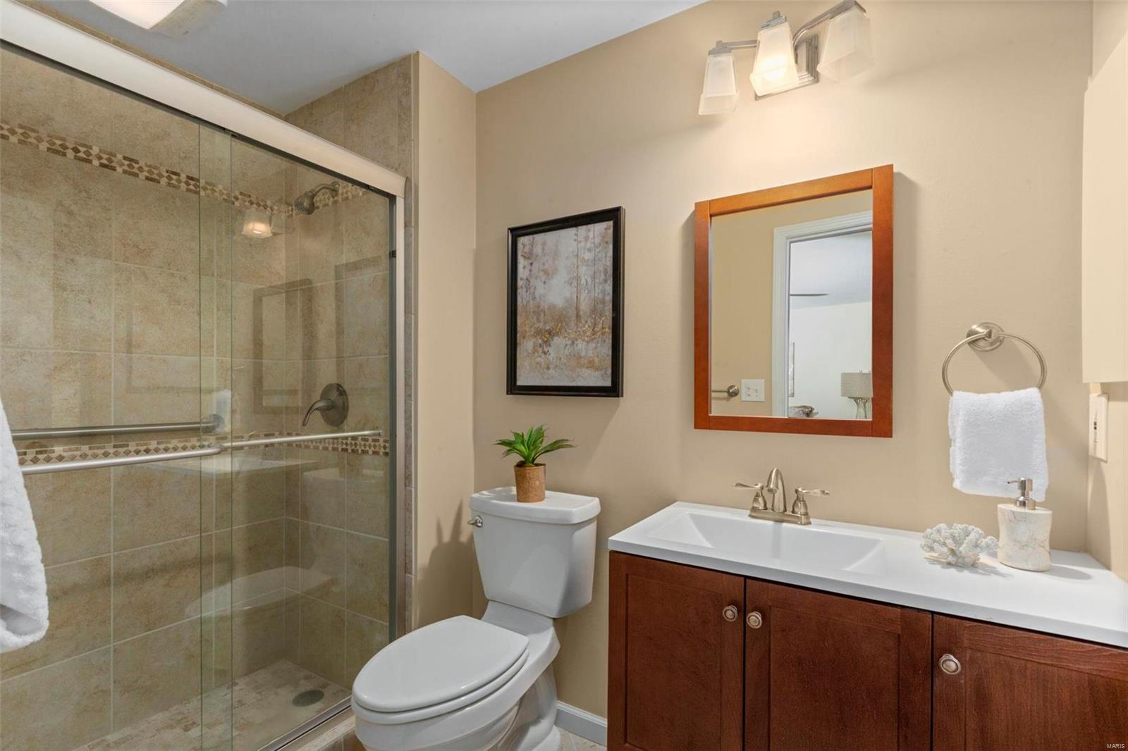 445 Maymont Drive Ballwin, MO 63011 - Photo 26 of 32