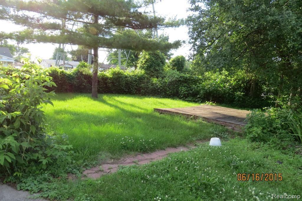 7501 Pardee Road Taylor, MI 48180 - Photo 7 of 19 IMG_4975.jpg