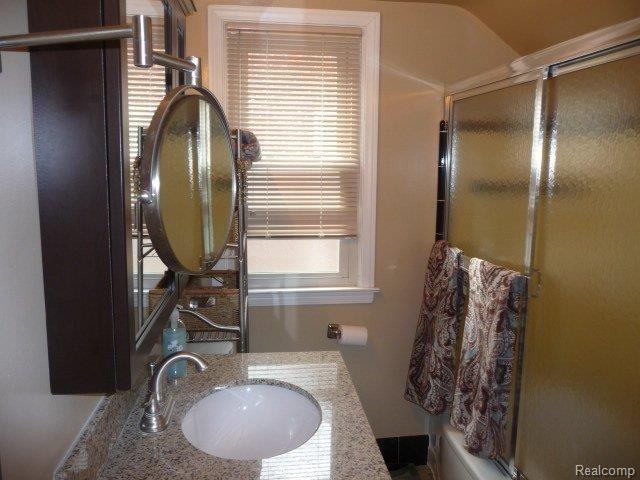 340 Ridgemont Road Grosse Pointe, MI 48236 - Photo 11 of 24 P1010622