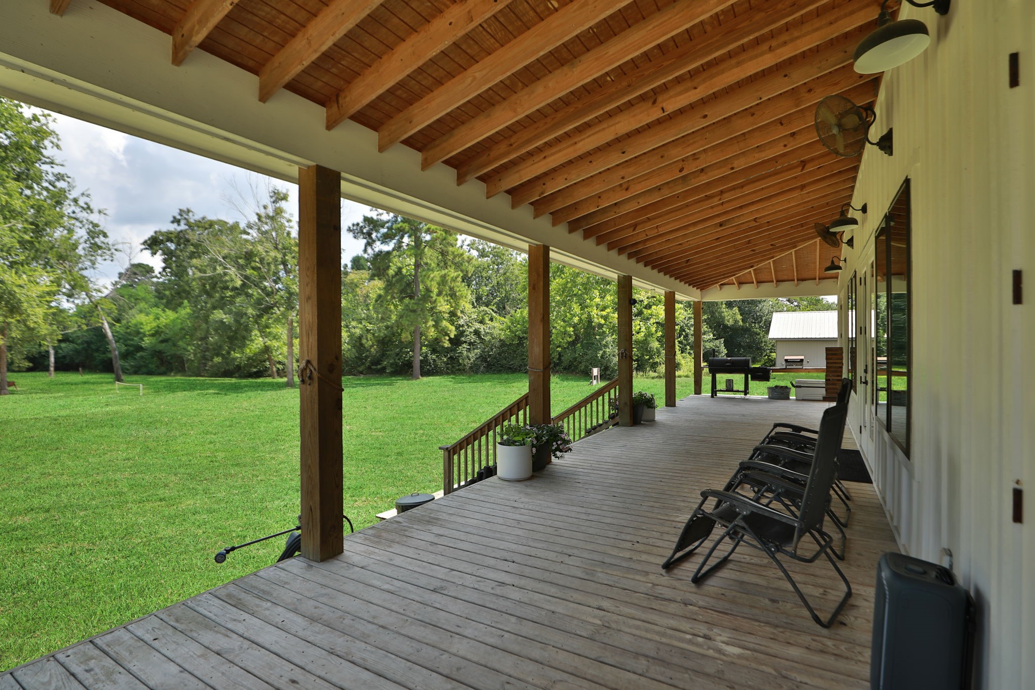 1400 Hicks Street Tomball, TX 77375 - Photo 39 of 45 a building outdoor space with seating space