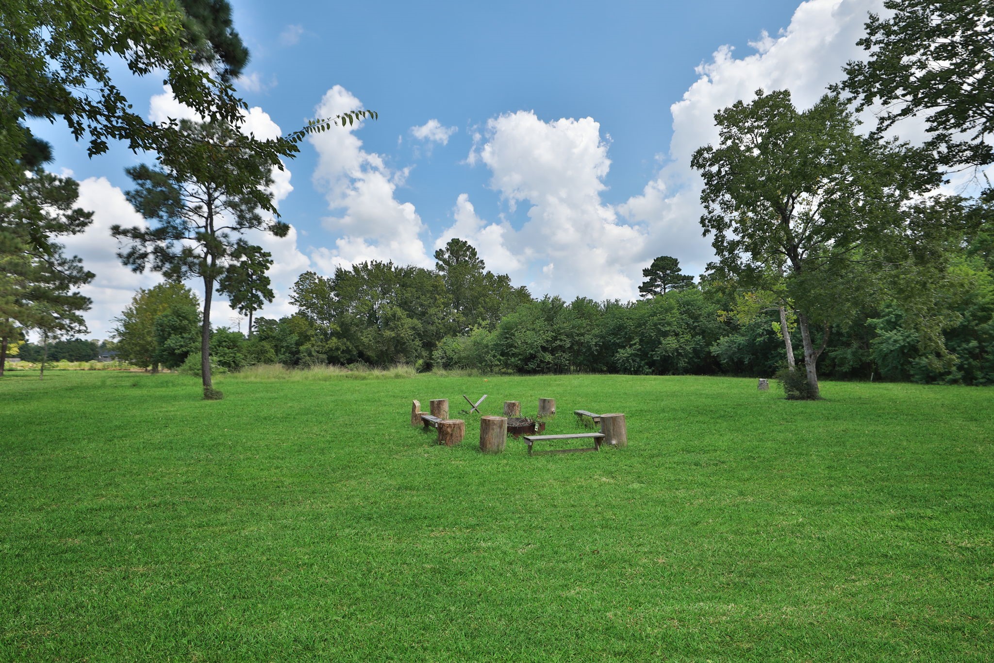 1400 Hicks Street Tomball, TX 77375 - Photo 44 of 45 a view of outdoor space with green field