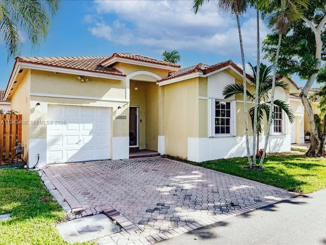 $525,000 | 21475 Southwest 90th Place, Cutler Bay, FL 33189