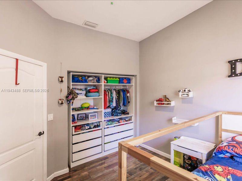 21475 Southwest 90th Place Cutler Bay, FL 33189 - Photo 19 of 25