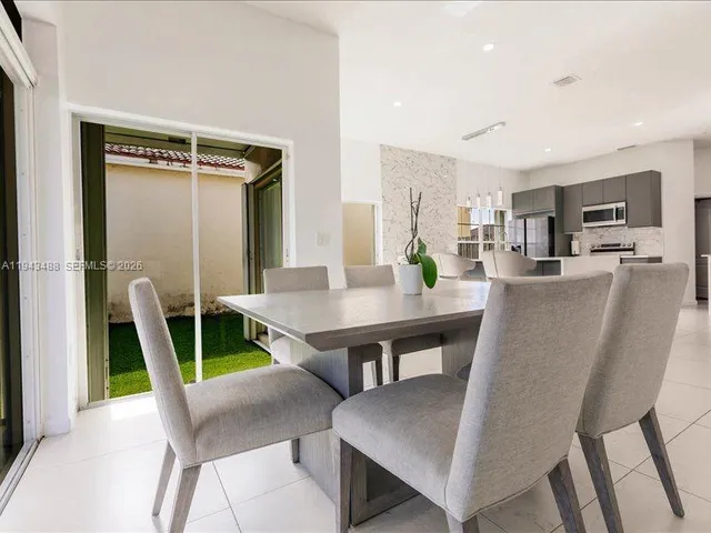 $525,000 | 21475 Southwest 90th Place, Cutler Bay, FL 33189