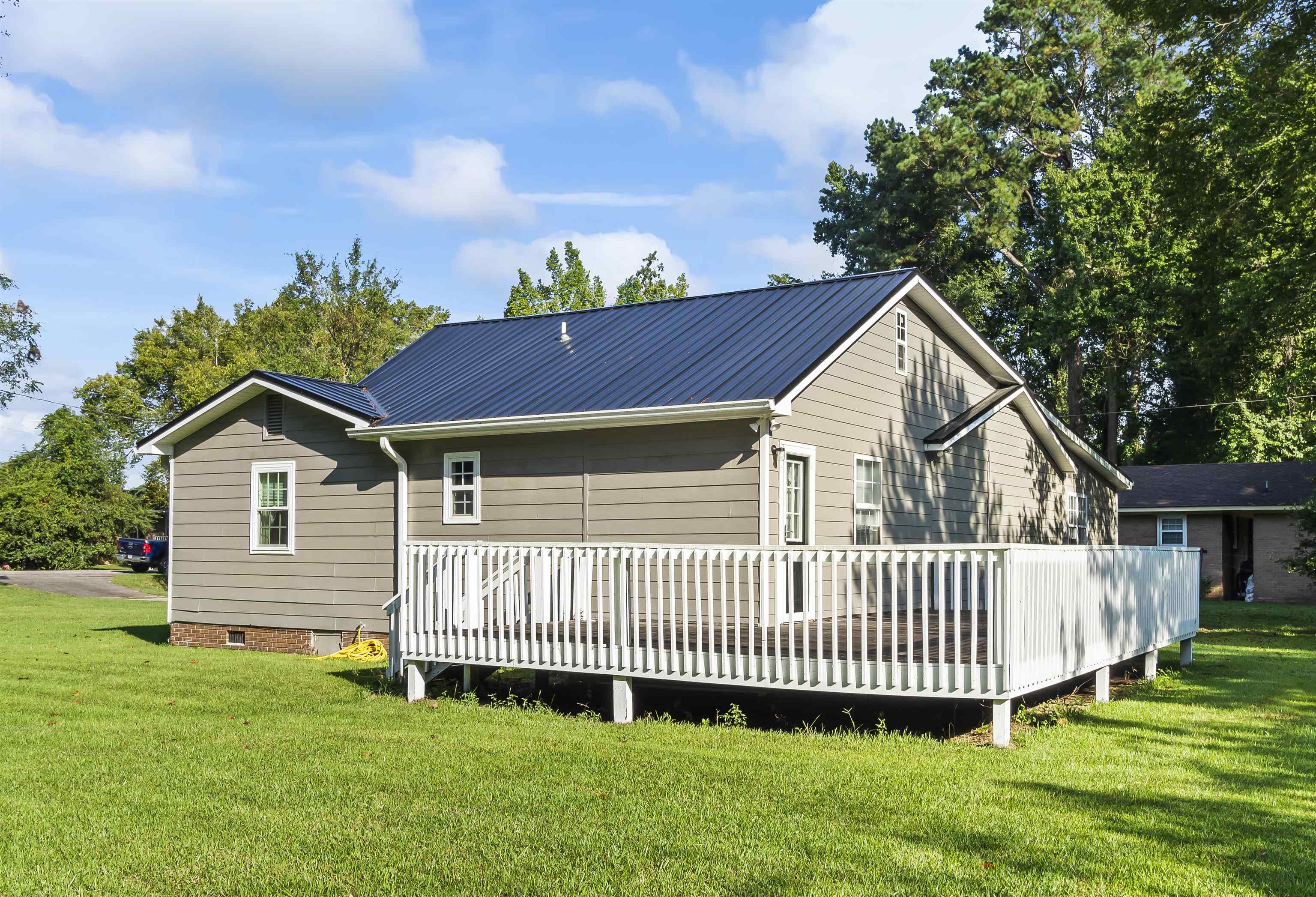 1210 John Street Mullins, SC 29574 - Photo 4 of 22