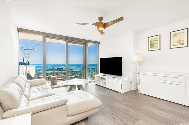$4,700 | 600 Ala Moana Boulevard, Unit 2407, Honolulu, HI 96813