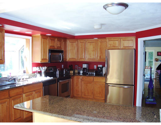 17 Longmeadow Road Norfolk, MA 02056 - Photo 3 of 12 Gallery Image 3