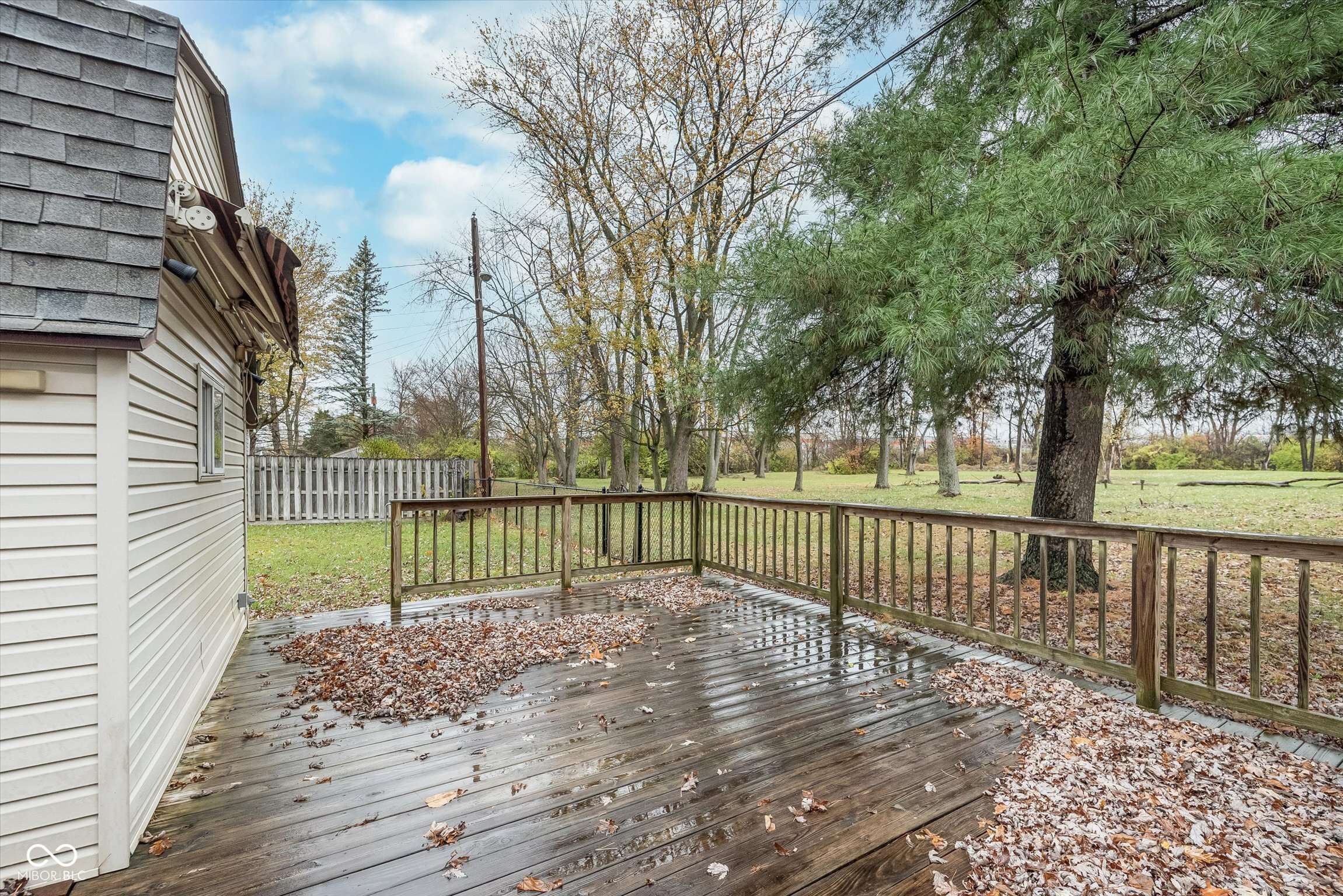 325 South Kenmore Road Indianapolis, IN 46219 - Photo 19 of 21 Gallery Image 19