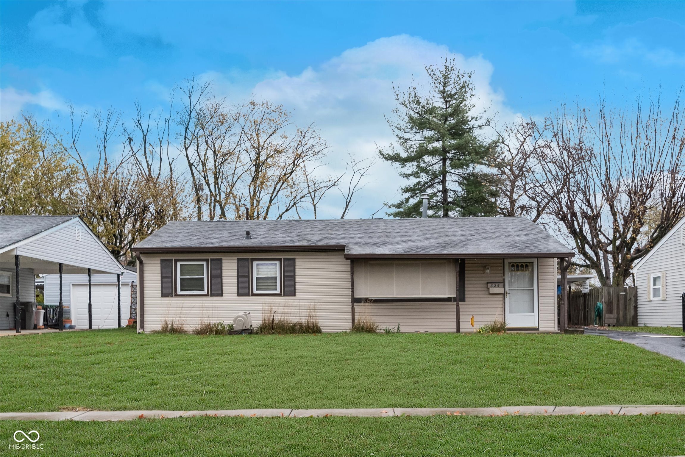 325 South Kenmore Road Indianapolis, IN 46219 - Photo 21 of 21 Gallery Image 21