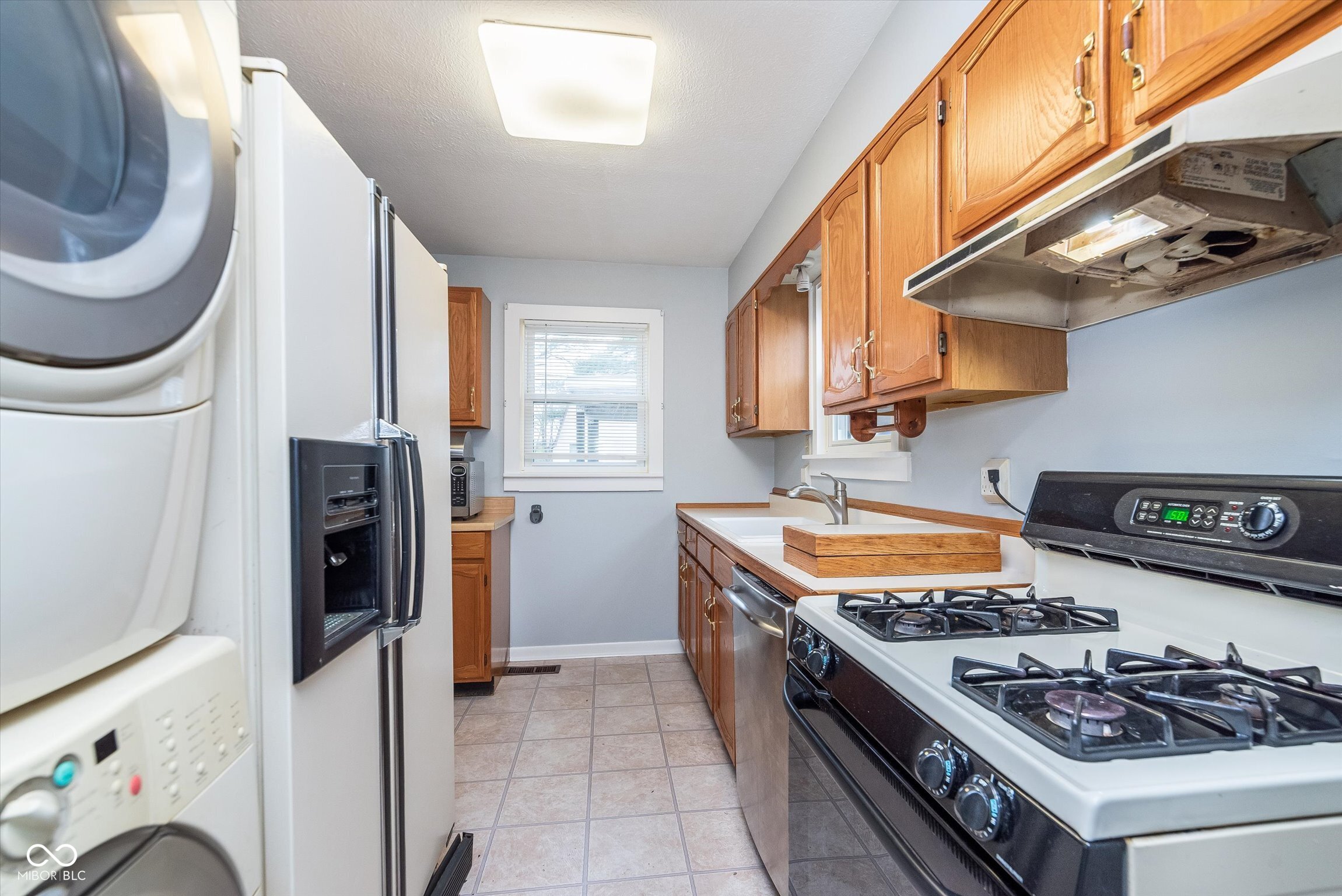 325 South Kenmore Road Indianapolis, IN 46219 - Photo 5 of 21 Gallery Image 5
