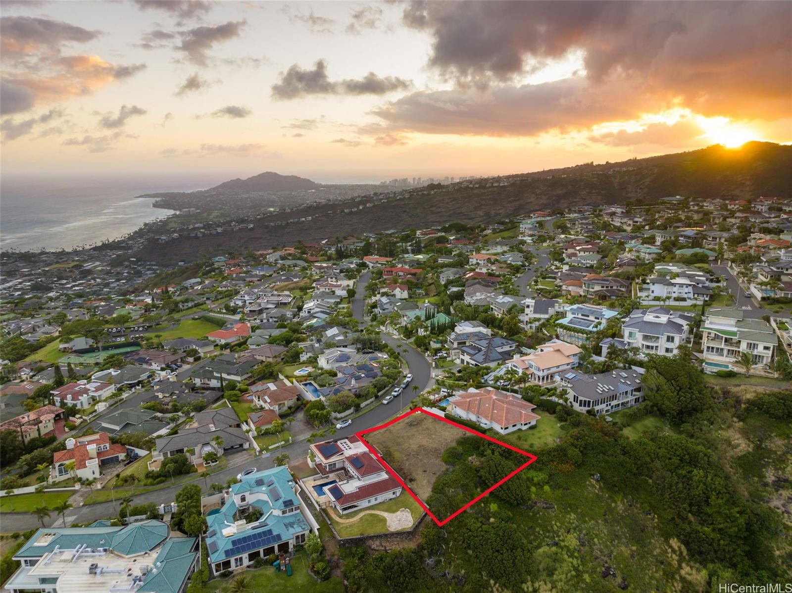 804 Moaniala Street Honolulu, HI 96821 - Photo 11 of 12 an aerial view of residential houses with outdoor space and trees