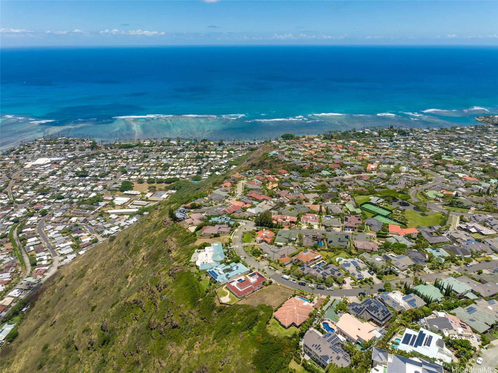 804 Moaniala Street Honolulu, HI 96821 - Photo 7 of 12 a view of city and ocean