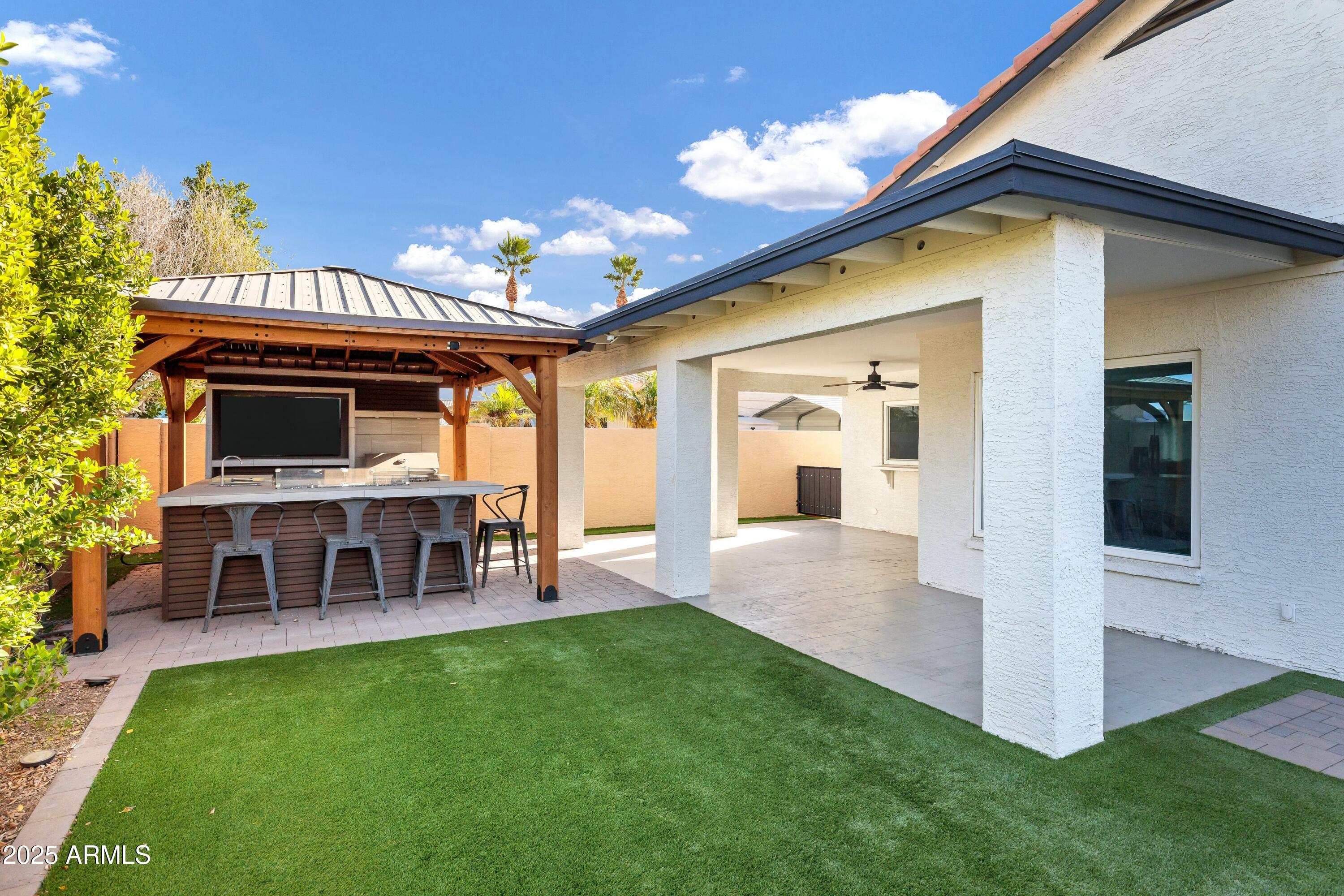 8740 West Bloomfield Road Peoria, AZ 85381 - Photo 35 of 40 tempImage8liBN4