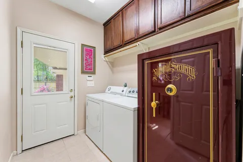 $553,000 | 77 West Night Heron Place, The Woodlands, TX 77382