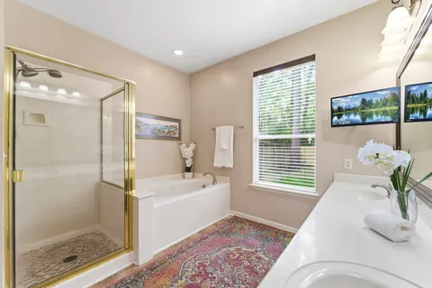 $553,000 | 77 West Night Heron Place, The Woodlands, TX 77382