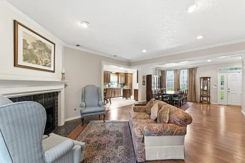 $553,000 | 77 West Night Heron Place, The Woodlands, TX 77382
