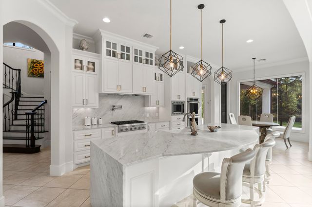 $1,700,000 | 27374 Shady Hills Landing Lane, Spring, TX 77386