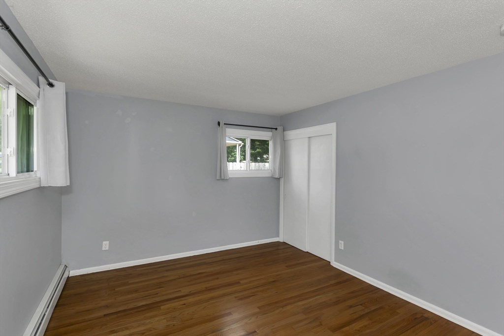 155 Old Farm Road Springfield, MA 01119 - Photo 10 of 33 Gallery Image 10