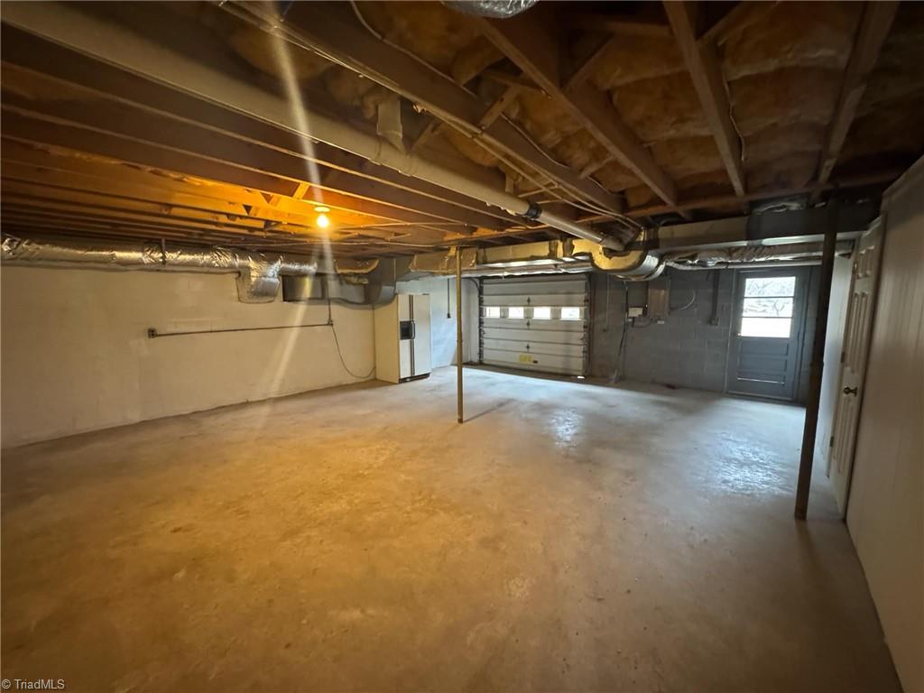 127 Link Road Elkin, NC 28621 - Photo 29 of 39 Gallery Image 29