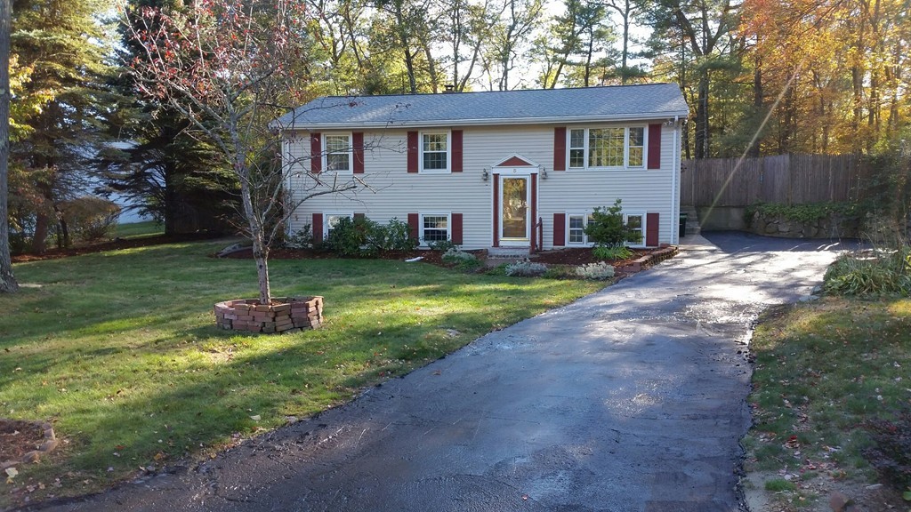3 Gassett Road Hopkinton, MA 01748 - Photo 2 of 26 Gallery Image 2