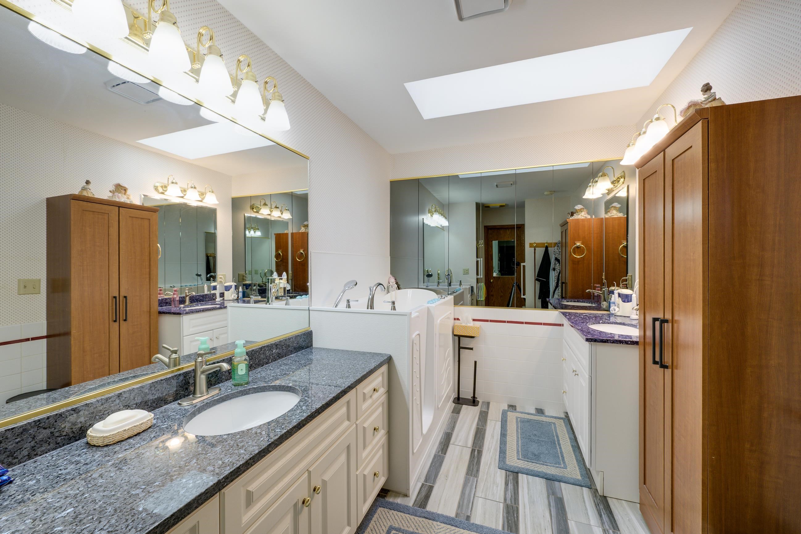 396 Robinson Road Oregon, WI 53575 - Photo 23 of 55 Gallery Image 23