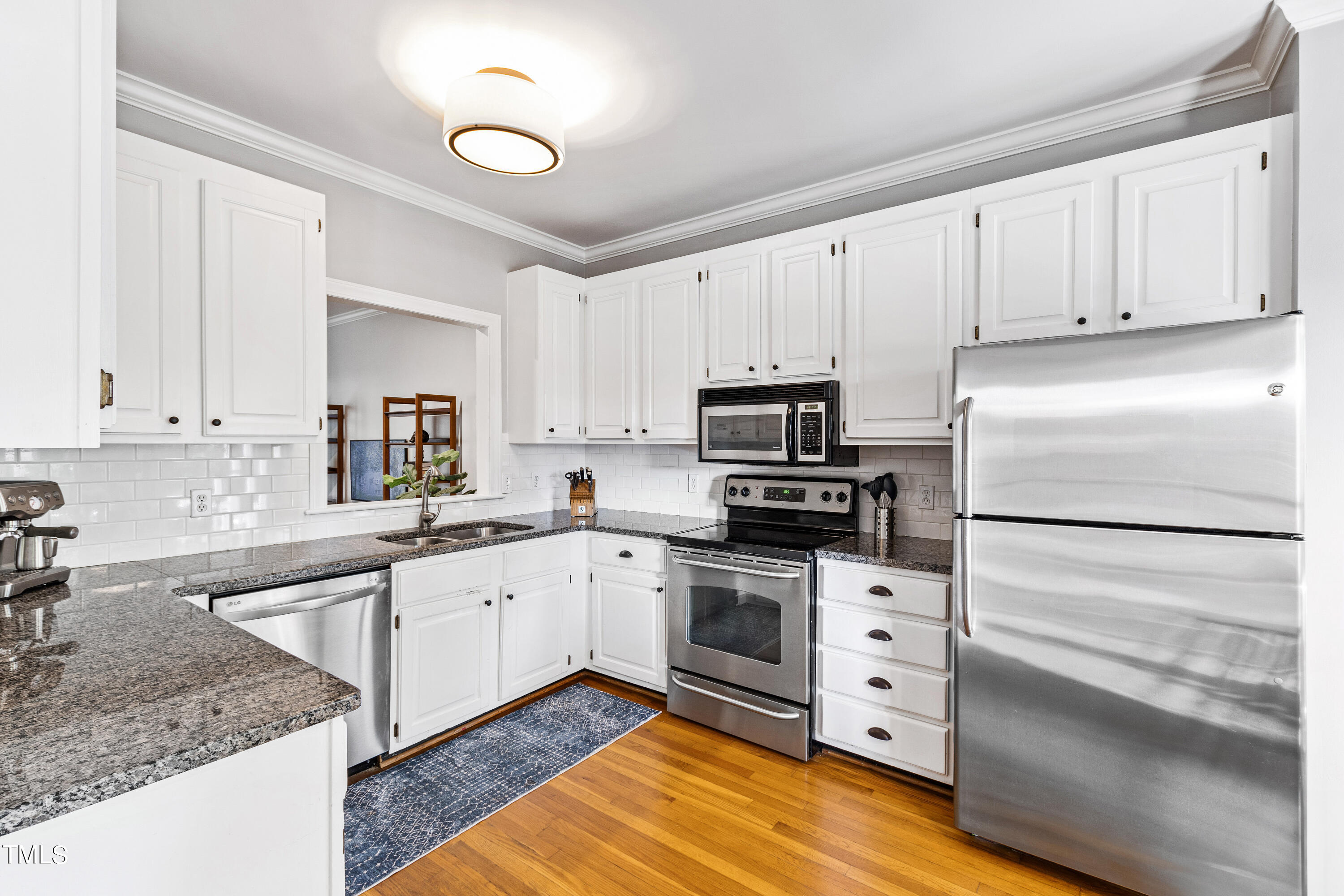 710 Harvey Street Raleigh, NC 27608 - Photo 11 of 49 KitchenA