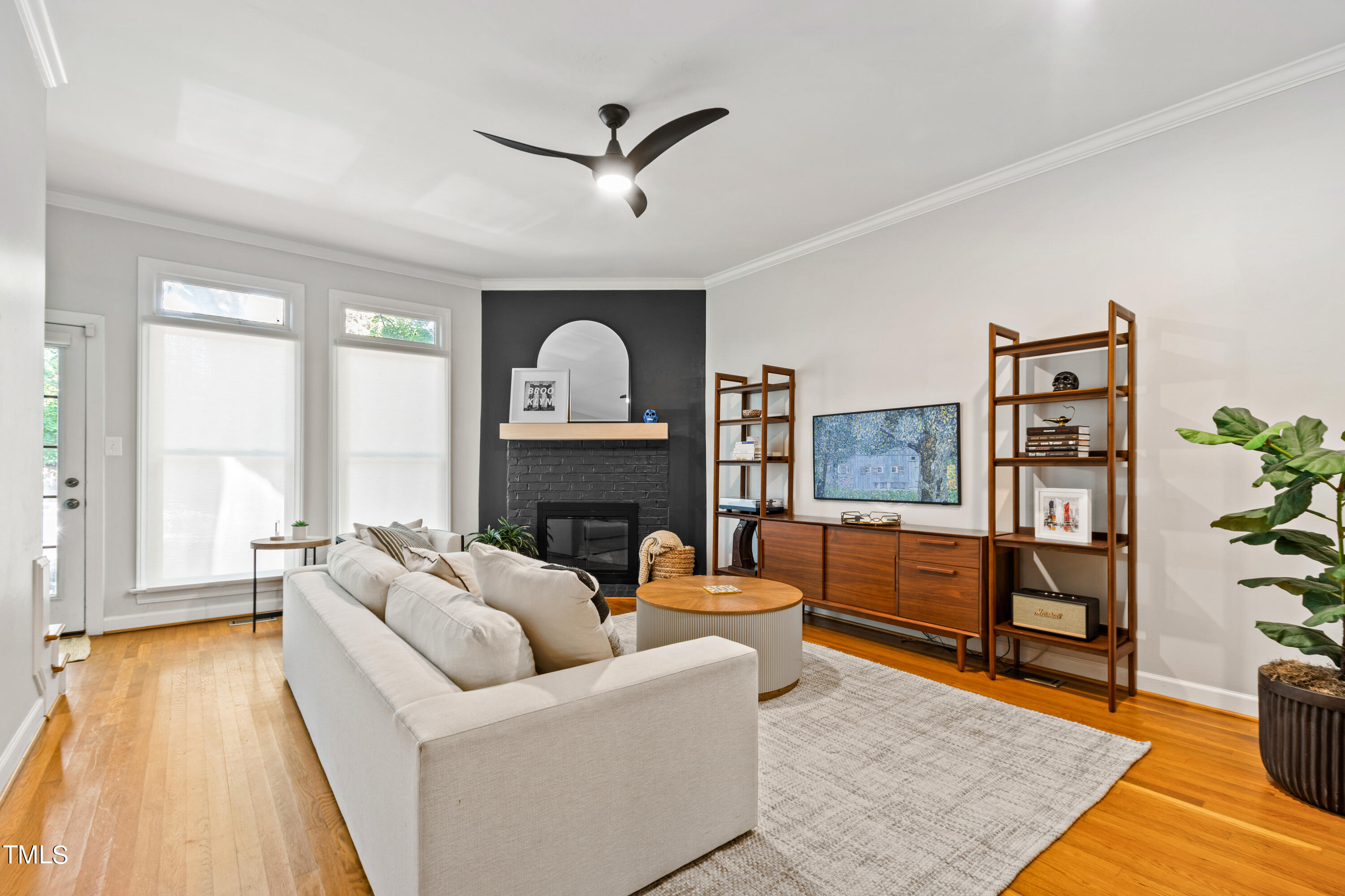 710 Harvey Street Raleigh, NC 27608 - Photo 18 of 49 LivingC