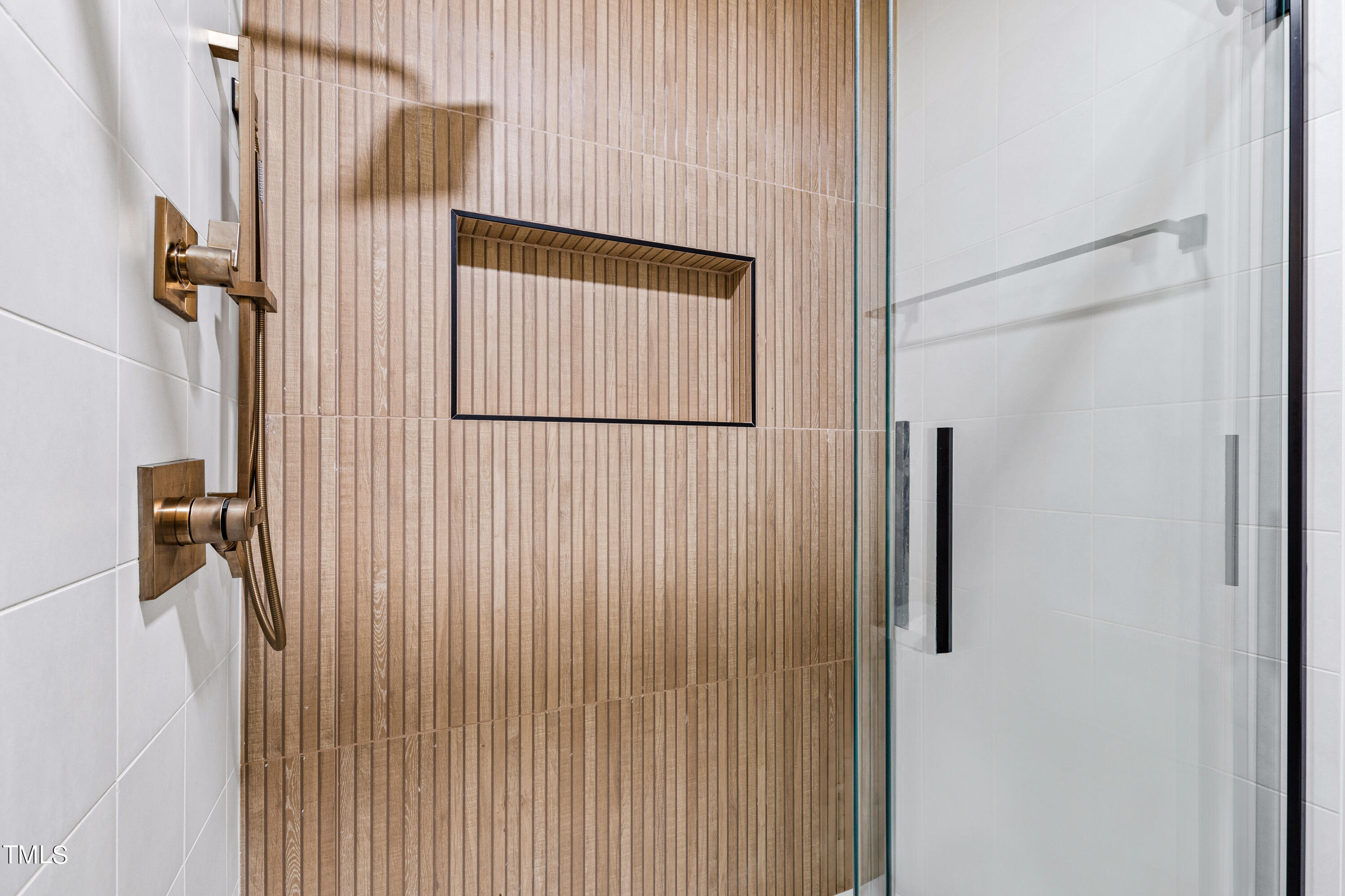 710 Harvey Street Raleigh, NC 27608 - Photo 27 of 49 Bathroom01B